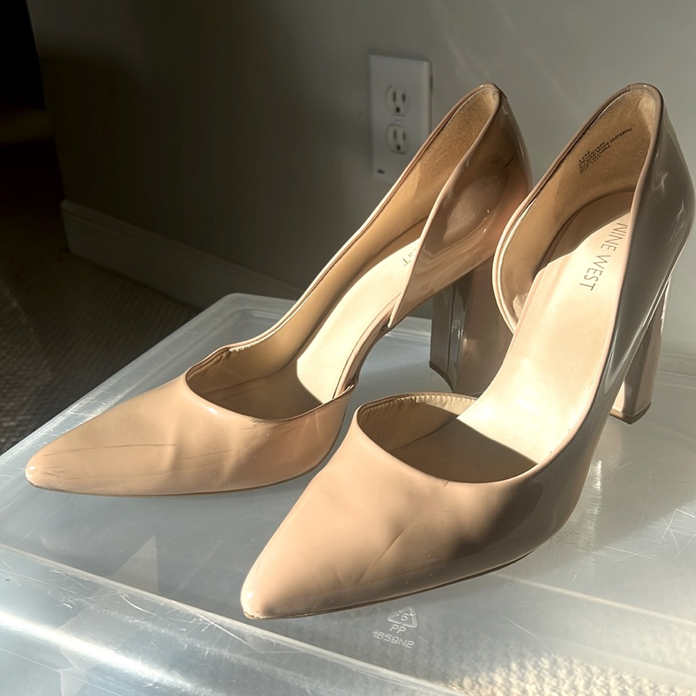 Nine West Nude Pumps size 11
